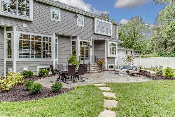 Concrete Patio Landscaping in Saint Johns