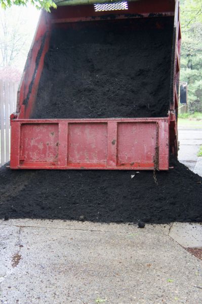 Topsoil Service in Saint Johns