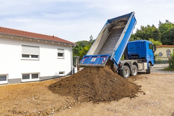Garden Dirt Delivery in Saint Johns