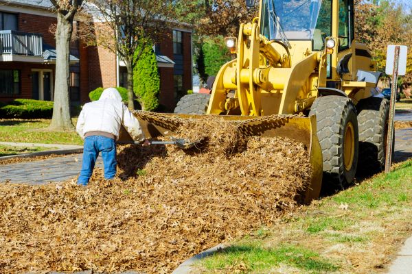 Mulch Hauling in Saint Johns