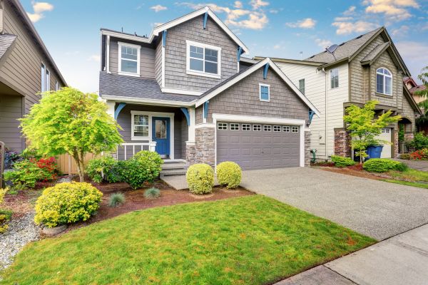 Curb Appeal Landscaping in Saint Johns